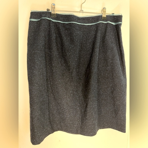 Plus size blazer and skirt suit set from Tristan - Picture 3 of 4